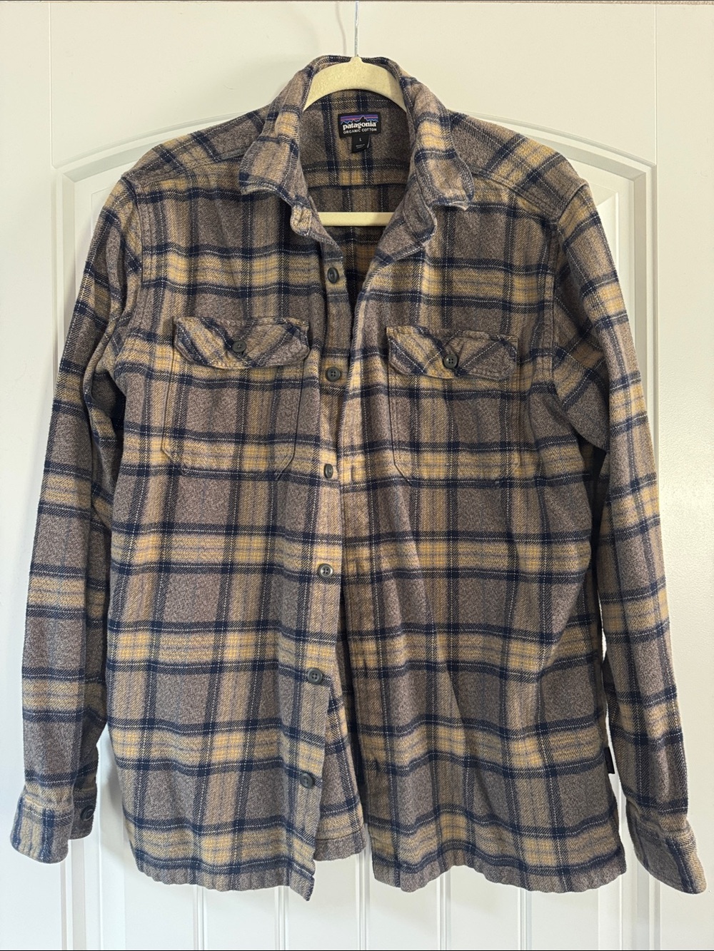 Patagonia Men’s Plaid Button-Down Shirt Jacket in Brown, Blue & Cream